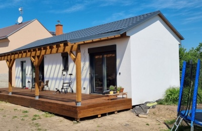 MODULOVÝ DŮM 13 X 4,5 METRU V BEZBARIÉROVÉM PROVEDENÍ